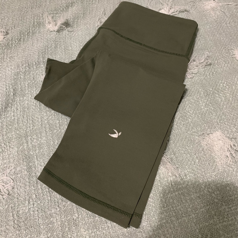 glyder cropped leggings